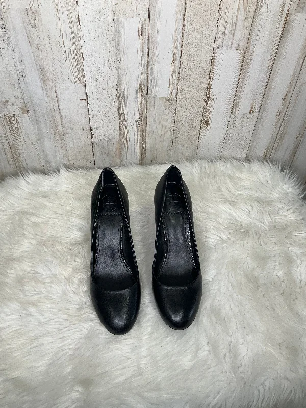 Stiletto Heel Pumps with Perfect Fit--Black Shoes Heels Stiletto Tory Burch, Size 8-Fashionable & Classic