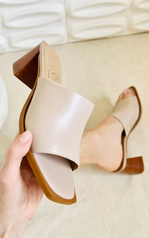 Stiletto Heel Pumps with Perfect Fit--Bos & Co. Bryn, nude-Fashionable & Classic