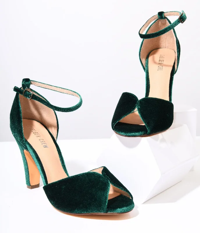 Luxurious Velvet Women's Pumps with Soft Finish---Chelsea Crew Green Velvet Lola Pumps