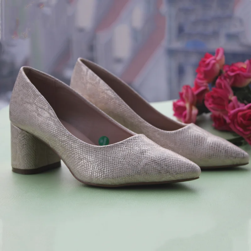 Trendy Chunky Heel Pumps for Casual Wear--Block Heel for women