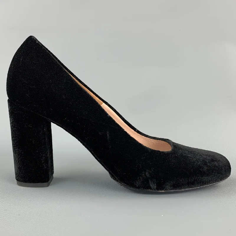 Luxurious Velvet Women's Pumps with Soft Finish---DRIES VAN NOTEN Size 8.5 Black Velvet Chunky Heel Pumps