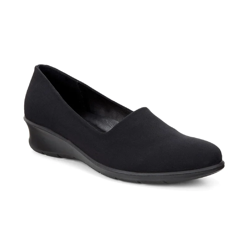 ECCO FELICIA STRETCH SHOE---Fashionable Kitten Heels for Date Night