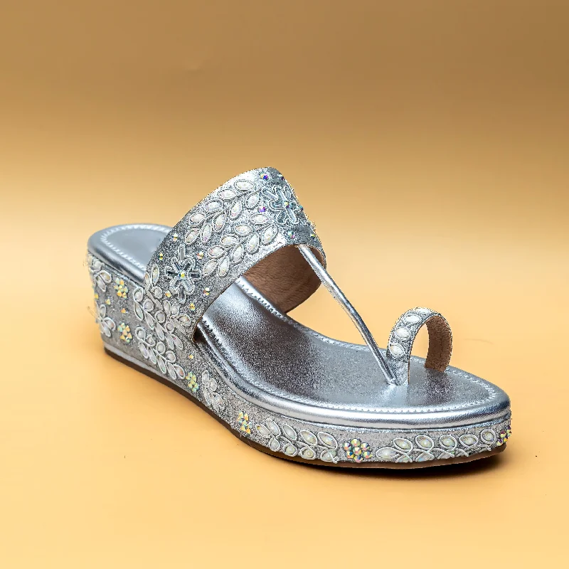 Versatile Heeled Sandals for Any Occasion---Gota Patti Kolhapuris - Silver