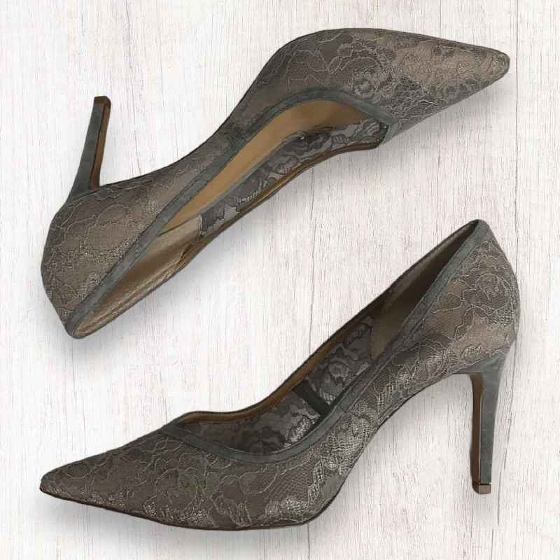 Stiletto Heel Pumps with Perfect Fit--Grey Shoes Heels Stiletto Banana Republic, Size 9-Fashionable & Classic