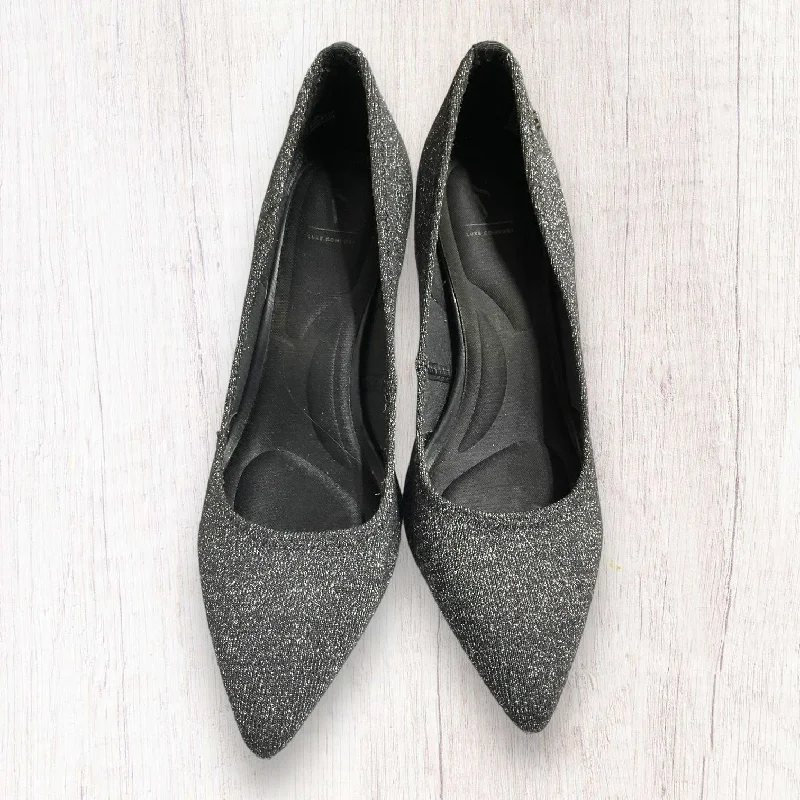 Stiletto Heel Pumps with Perfect Fit--Grey & Silver Shoes Heels Stiletto Sioni, Size 7.5-Fashionable & Classic