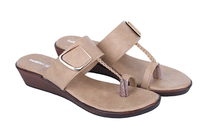 Versatile Heeled Sandals for Any Occasion---Ladies Heel Chappal 999444