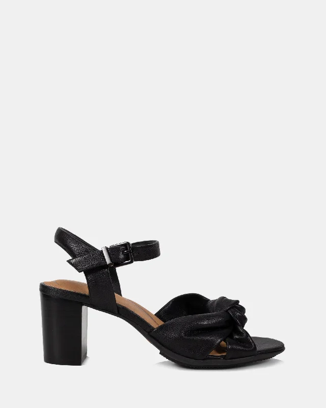 Lush Black---Fashionable Kitten Heels for Date Night