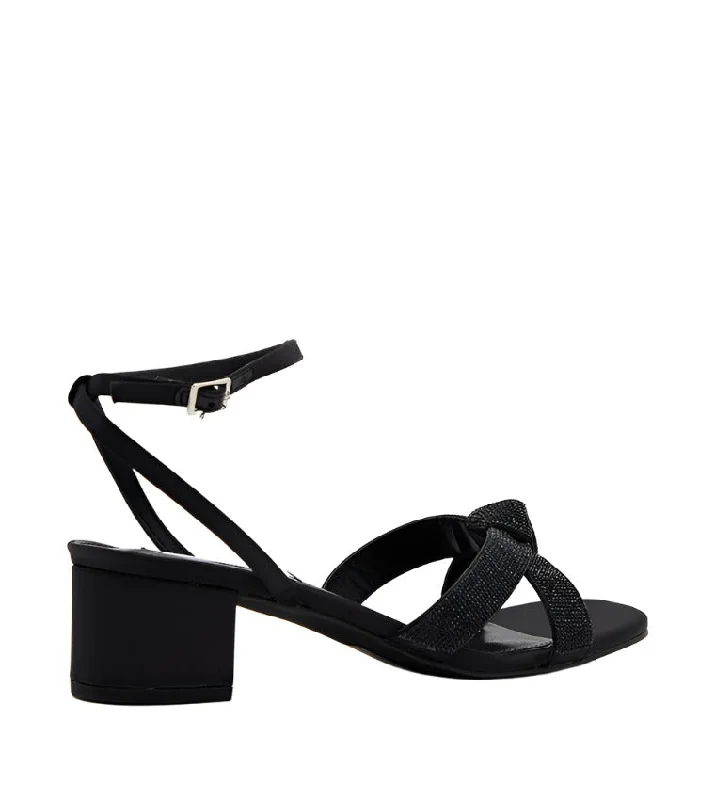 LUZIA BLACK---Fashionable Kitten Heels for Date Night