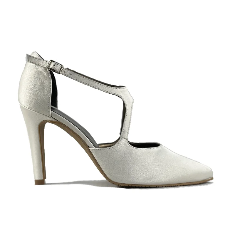 'Maqueta' ivory satin vegan stiletto by Zette ShoesAffordable Satin Heels with a Luxe Touch