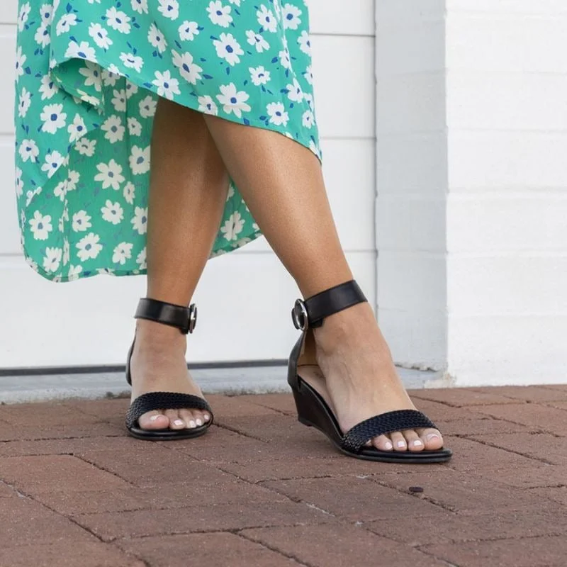 Versatile Heeled Sandals for Any Occasion---Mia Vita Nasia Wedge