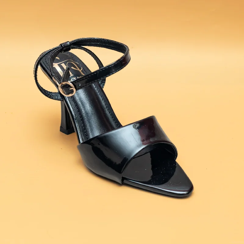 Stylish Ankle Strap Heels for Women--Pointed Toe Ankle Straps - Black