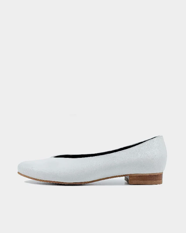 Pumps White Nopal ballerinas made of cactus leather---Comfortable Leather Pumps for Office and Everyday Wear