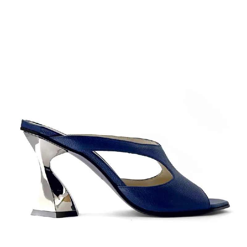 Reggente Navy Heels---Fashionable Kitten Heels for Date Night