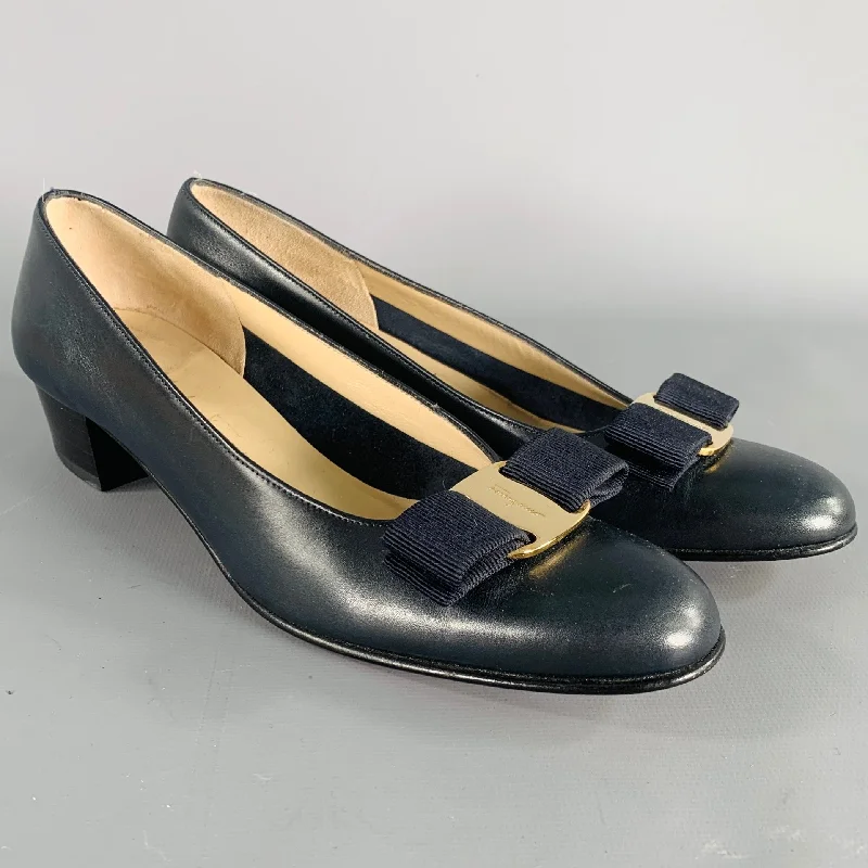 SALVATORE FERRAGAMO Size 5.5 Navy Leather Kitten Heel Pumps---Fashionable Kitten Heels for Date Night