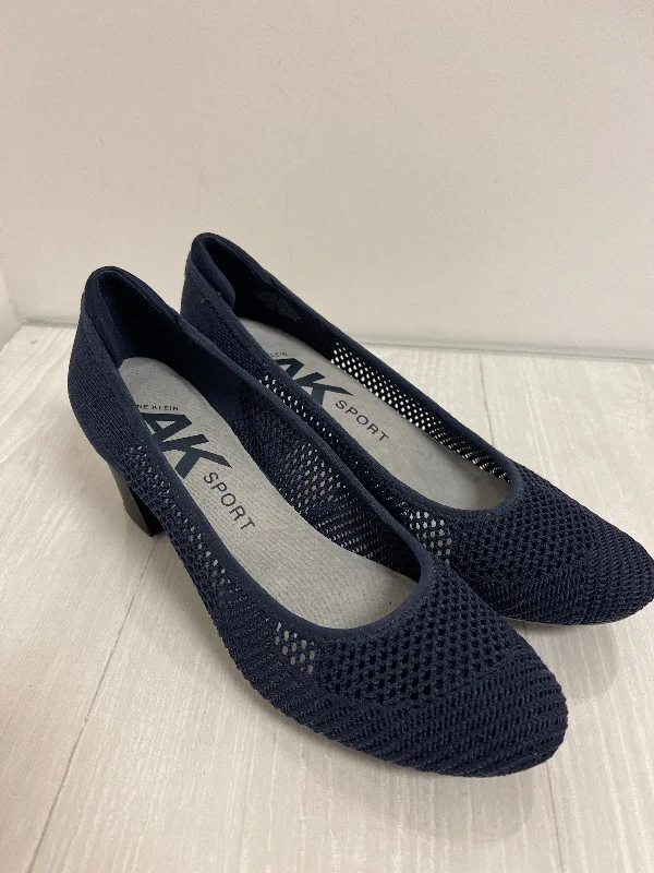 Shoes Heels Block By Anne Klein In Navy, Size: 7.5---Fashionable Kitten Heels for Date Night