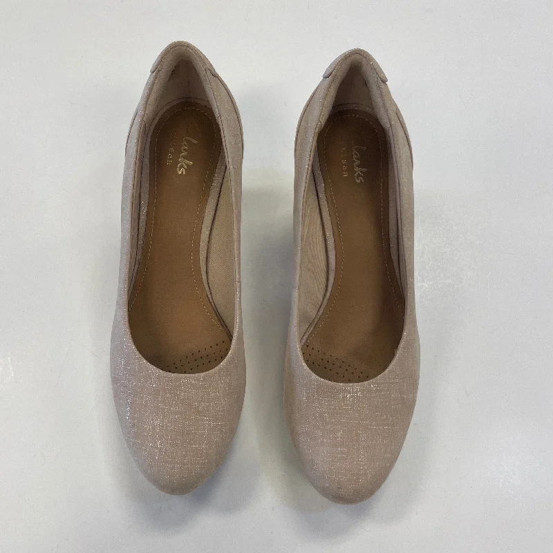 Shoes Heels Block By Clarks In Beige, Size: 6.5---Fashionable Kitten Heels for Date Night