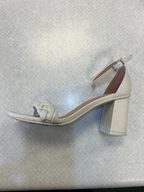 Shoes Heels Block By Dolce Vita In White, Size: 7---Fashionable Kitten Heels for Date Night