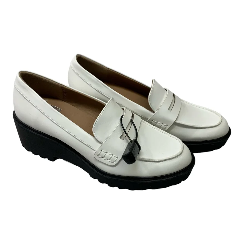 Shoes Heels Block By Dolce Vita In White, Size: 7.5---Fashionable Kitten Heels for Date Night