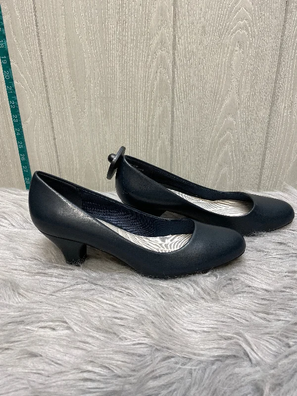 Shoes Heels Block By Easy Street In Navy, Size: 7.5---Fashionable Kitten Heels for Date Night