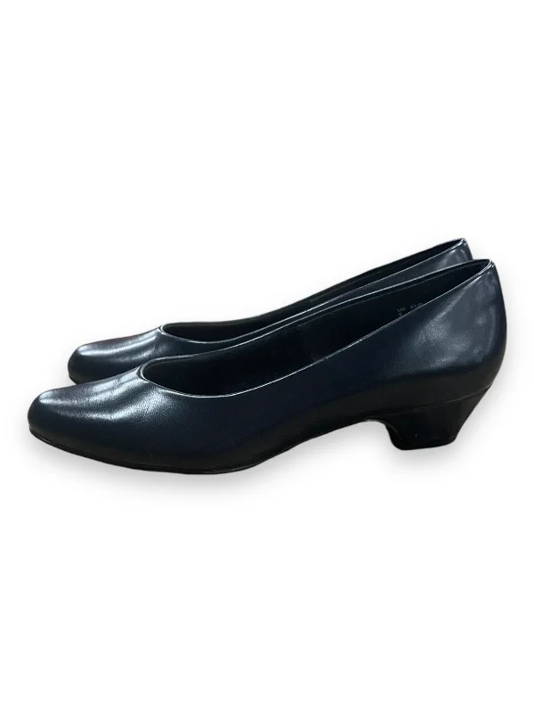 Shoes Heels Block By Hush Puppies In Navy, Size: 8---Fashionable Kitten Heels for Date Night