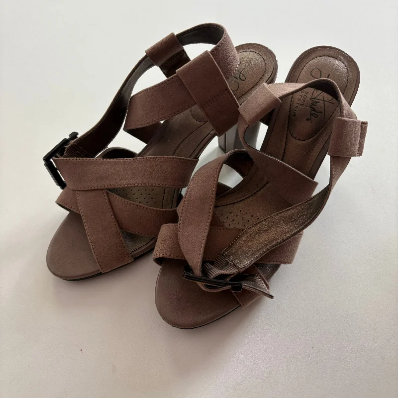 Shoes Heels Block By Life Stride In Brown, Size: 8---Fashionable Kitten Heels for Date Night