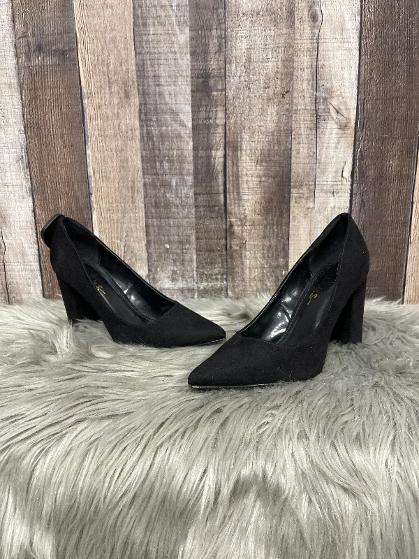 Shoes Heels Block By Lulus In Black, Size: 7---Fashionable Kitten Heels for Date Night