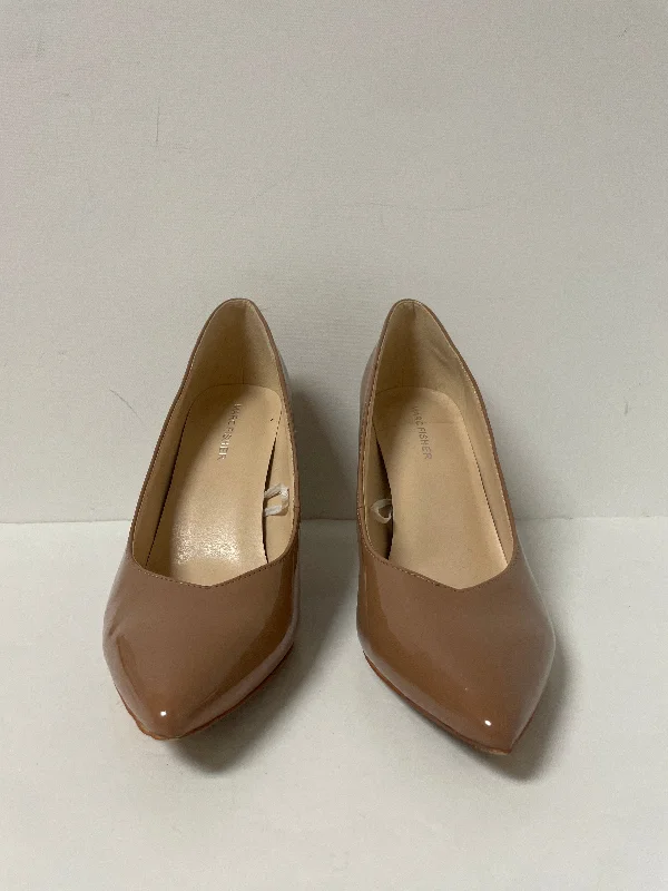 Shoes Heels Block By Marc Fisher In Beige, Size: 8.5---Fashionable Kitten Heels for Date Night