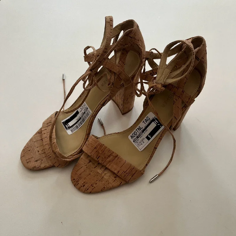 Shoes Heels Block By Marc Fisher In Tan, Size: 8.5---Fashionable Kitten Heels for Date Night