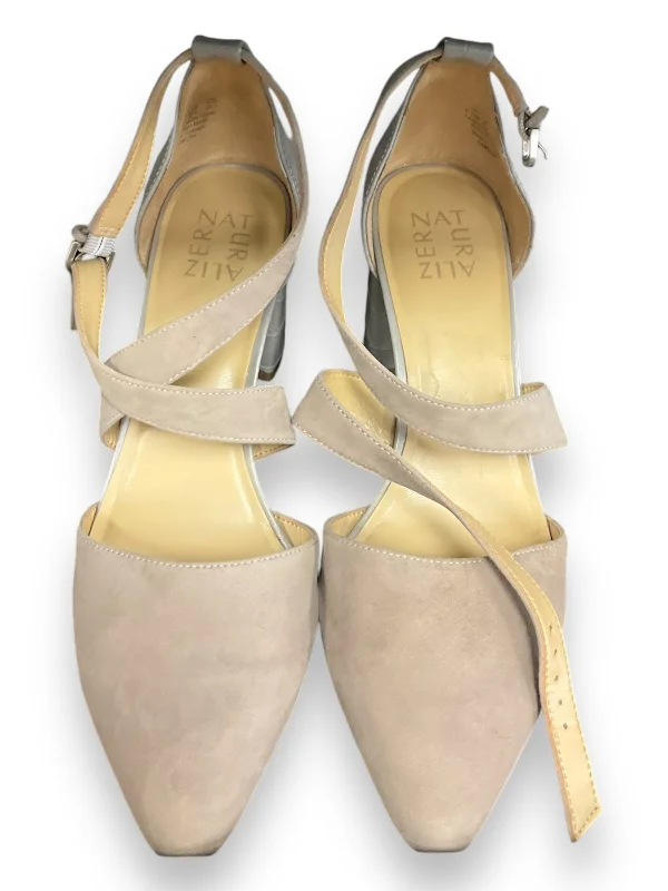 Shoes Heels Block By Naturalizer In Taupe, Size: 6.5---Fashionable Kitten Heels for Date Night