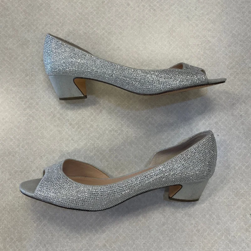 Shoes Heels Block By Nina In Silver, Size: 9.5---Fashionable Kitten Heels for Date Night