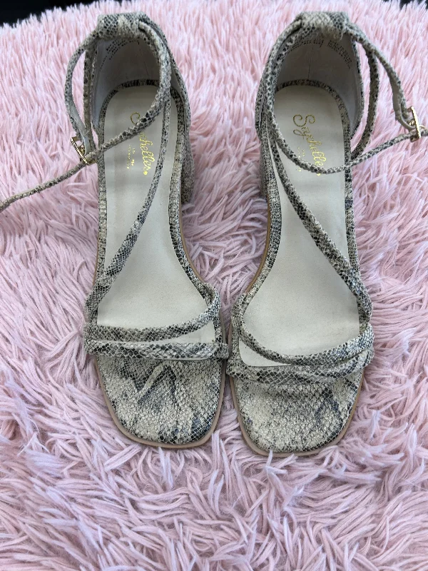 Shoes Heels Block By Seychelles In Snakeskin Print, Size: 7---Fashionable Kitten Heels for Date Night