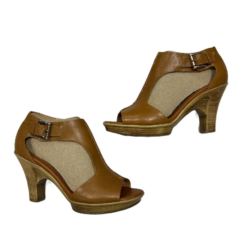 Shoes Heels Block By Sofft In Brown, Size: 7.5---Fashionable Kitten Heels for Date Night