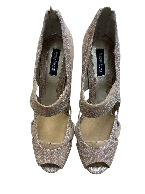 Shoes Heels Block By White House Black Market In Tan, Size: 8.5---Fashionable Kitten Heels for Date Night