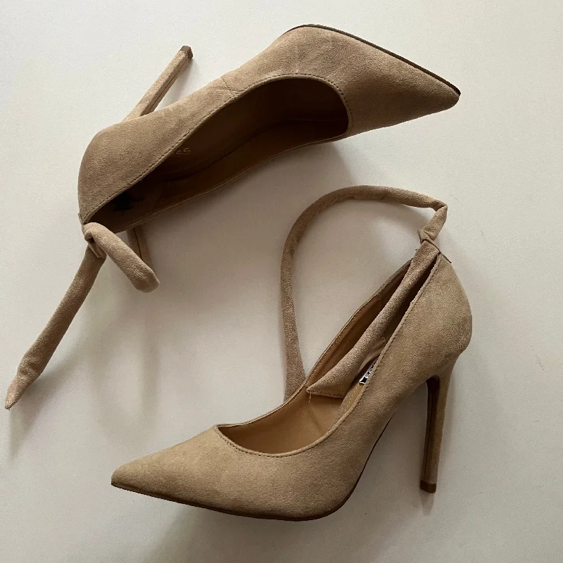 Shoes Heels D Orsay By Express In Tan, Size: 7---Fashionable Kitten Heels for Date Night