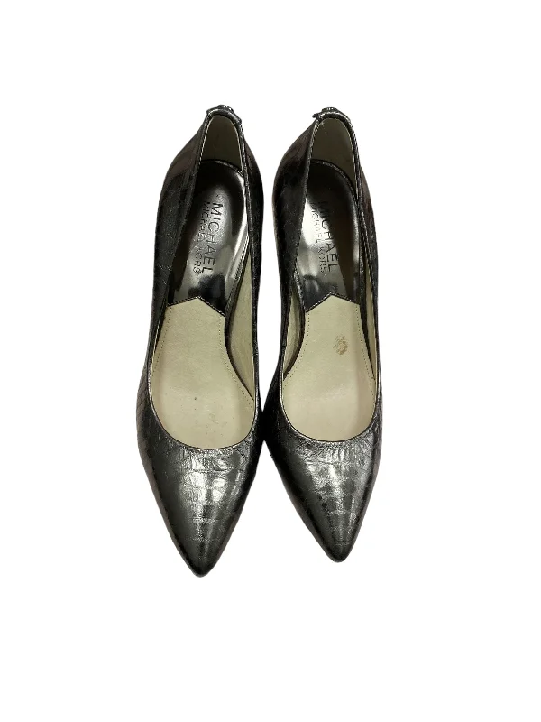 Stiletto Heel Pumps with Perfect Fit--Shoes Heels Stiletto By Michael Kors In Silver, Size: 7-Fashionable & Classic