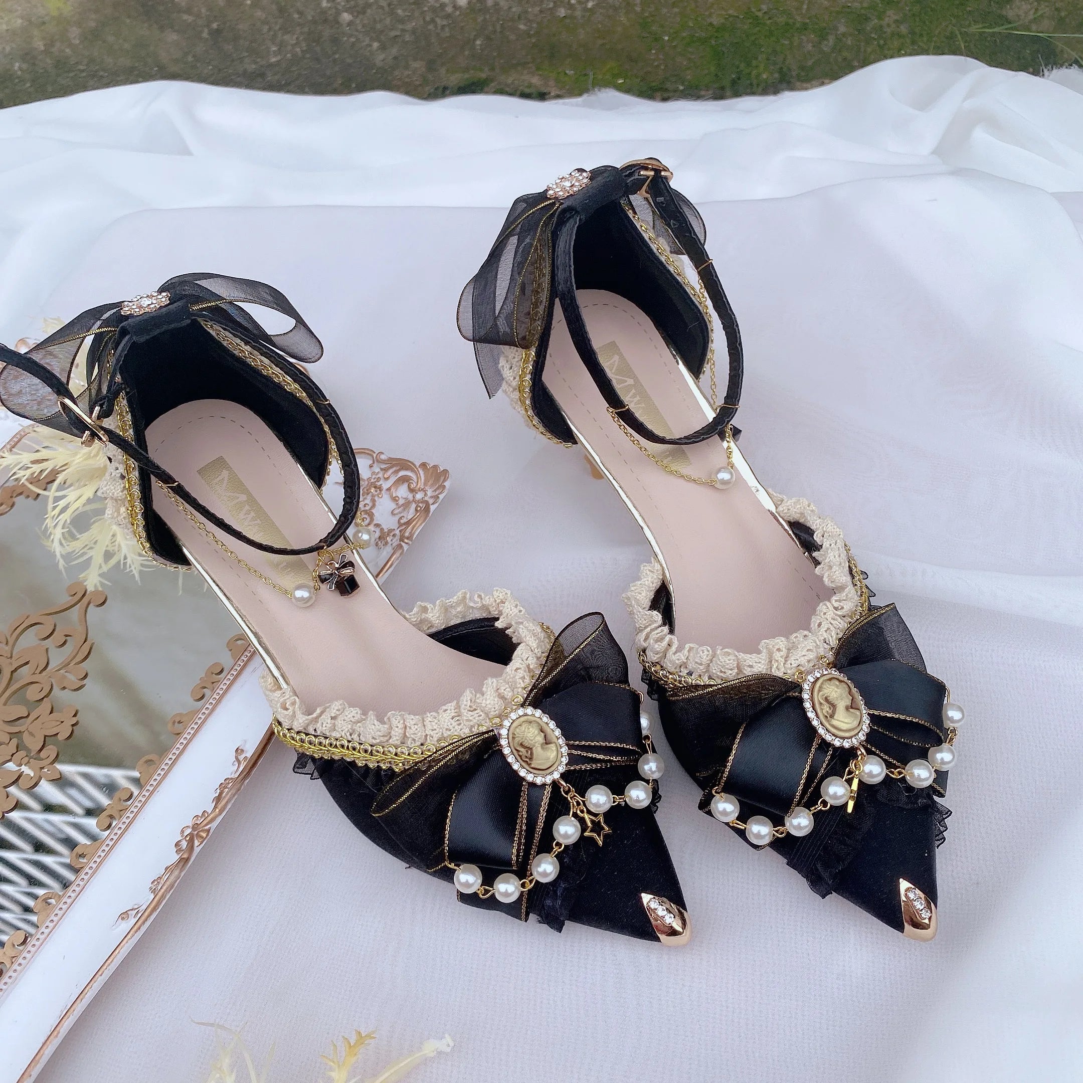 Trendy Chunky Heel Pumps for Casual Wear--Sohiwoo Stage Performance Shoes Girl Lolita Handmade Black Pointed Thin Heels Elegant Flower Wedding High Heels Lo Shoes Gift For Daught