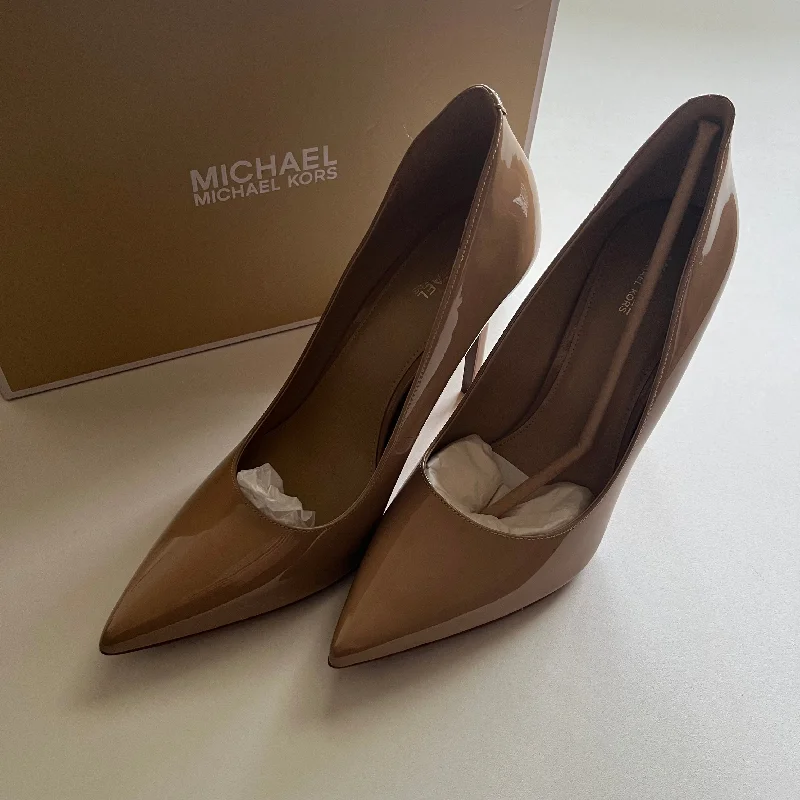 Stiletto Heel Pumps with Perfect Fit--Tan Shoes Heels Stiletto Michael Kors, Size 9.5-Fashionable & Classic