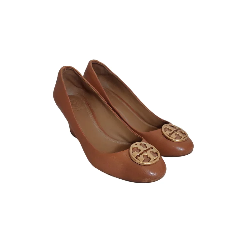 Tory Burch Tan Leather Chelsea Round Toe Wedges | Pre Loved |---Comfortable Leather Pumps for Office and Everyday Wear