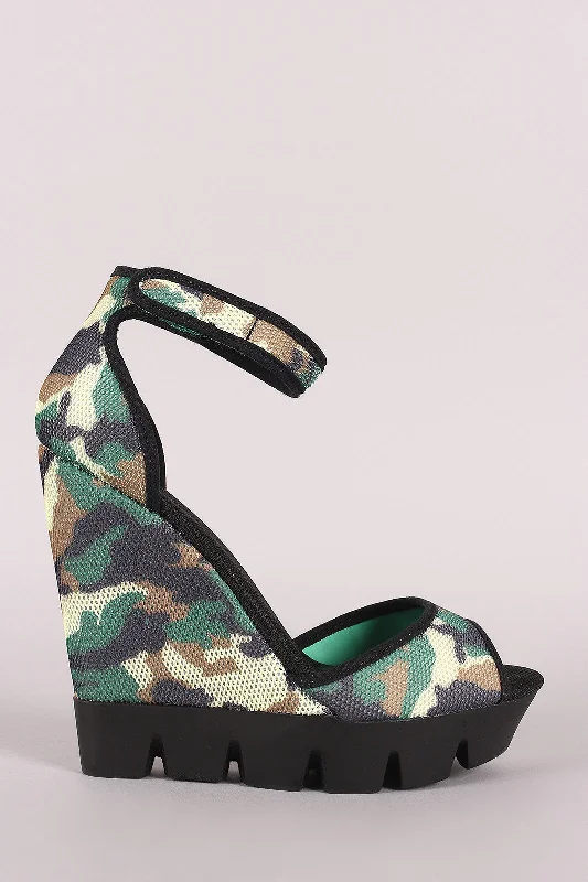 Stylish Platform Heels for Extra Height--Bamboo Camouflage Mesh Lug Sole Platform Wedge