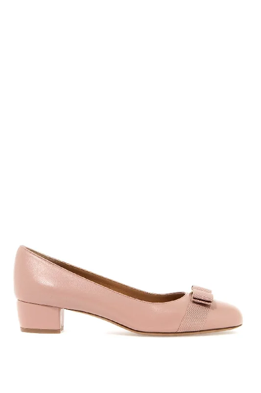 FERRAGAMO "vara bow dé---Charming Bow Pumps for a Cute and Stylish Look