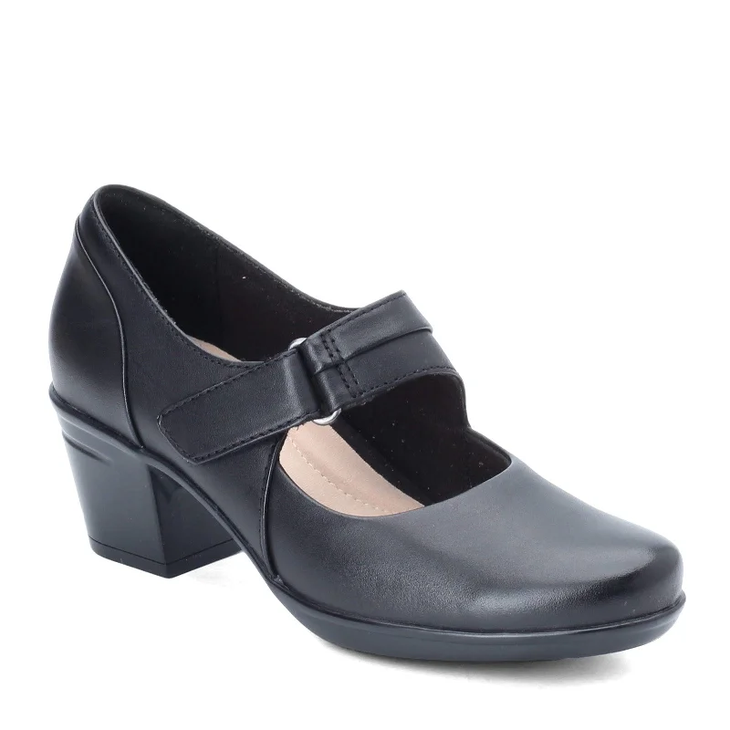 Women's Clarks, Emslie Lulin Pump---Fashionable Kitten Heels for Date Night