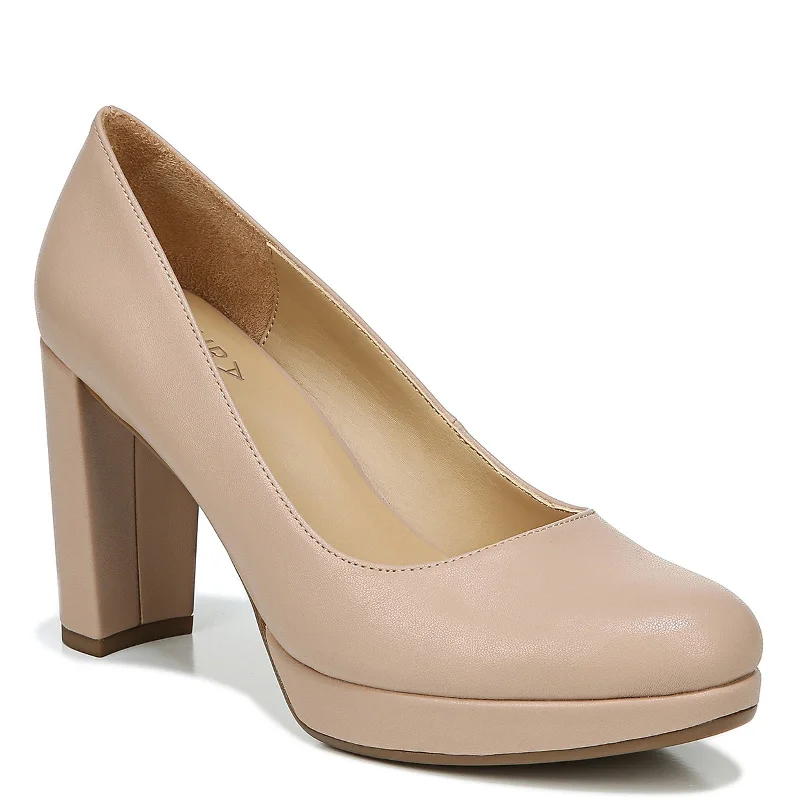 Women's Naturalizer, Berlin Pump---Fashionable Kitten Heels for Date Night