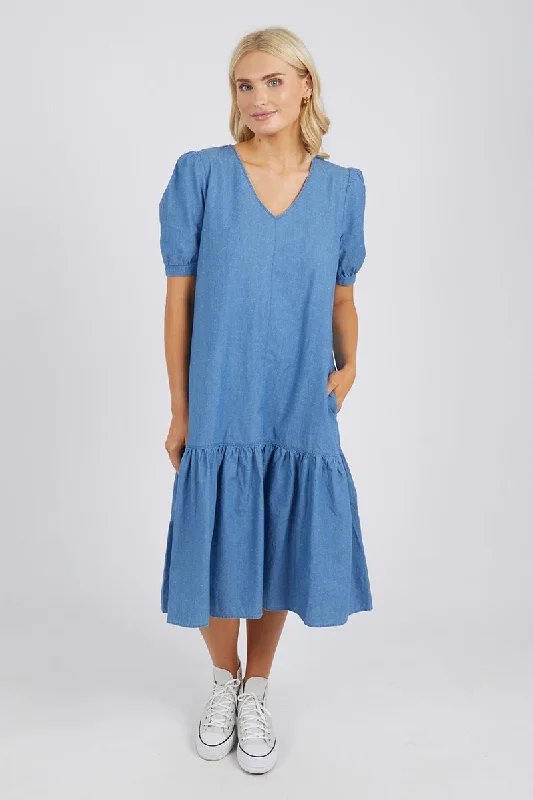 Denim dress with contrast hem detail--For stylist plus often great brand online styled-Elm - Christie Dress - Denim Blue Denim dress with contrast hem detail--For stylist plus often great brand online styled-Elm - Christie Dress - Denim Blue