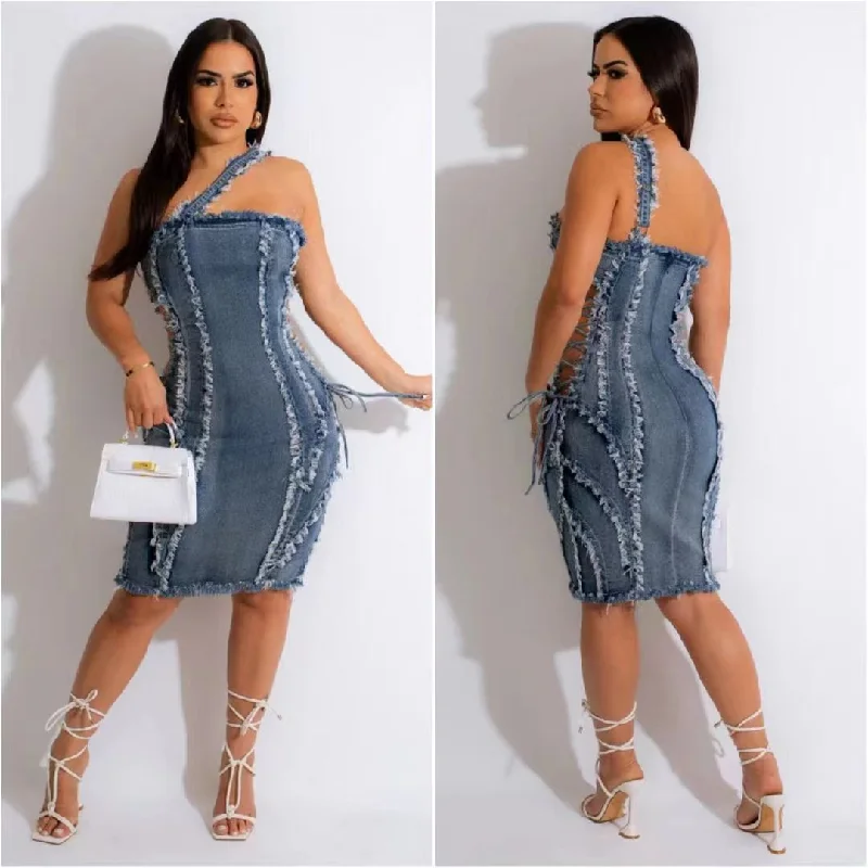 How to style a denim dress with ankle boots--Styling tips for women's denim dress-Strap Stitching Stretch Denim Dress(CL11291) How to style a denim dress with ankle boots--Styling tips for women's denim dress-Strap Stitching Stretch Denim Dress(CL11291)
